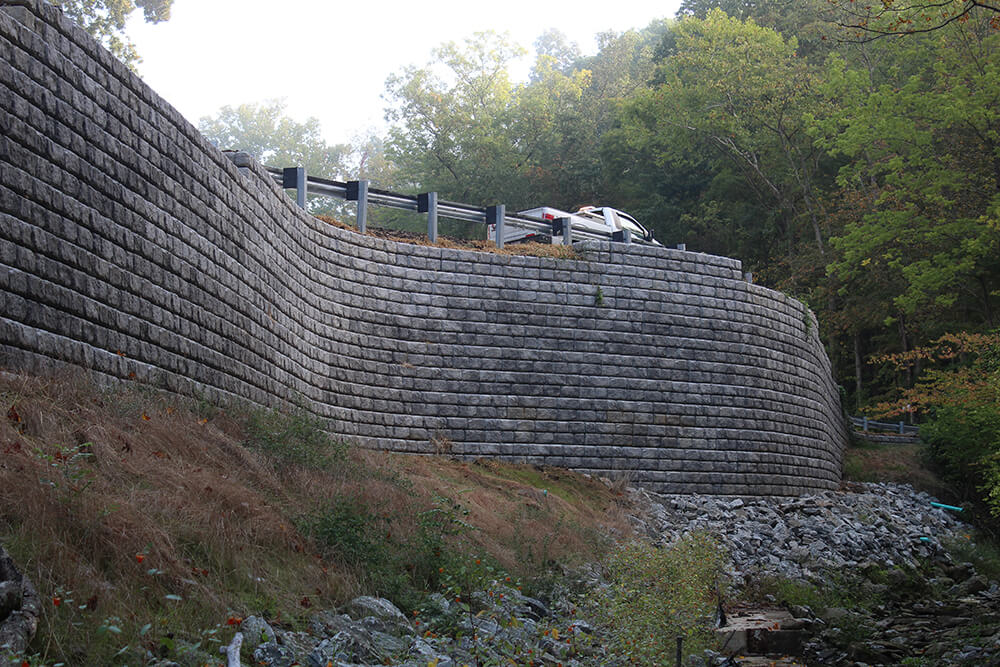 Construction Retention Projects - Wolfen Retention Wall