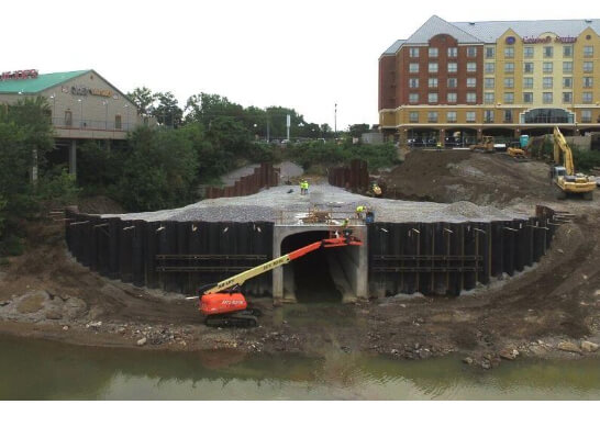 Sunesis Construction Earthen Retention Wall at Newport on the Levee in Newport, KY